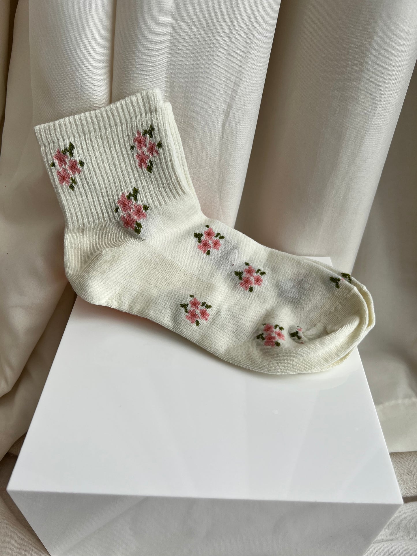 Bloom and Bows Luxury Mothers Day Gift Box
