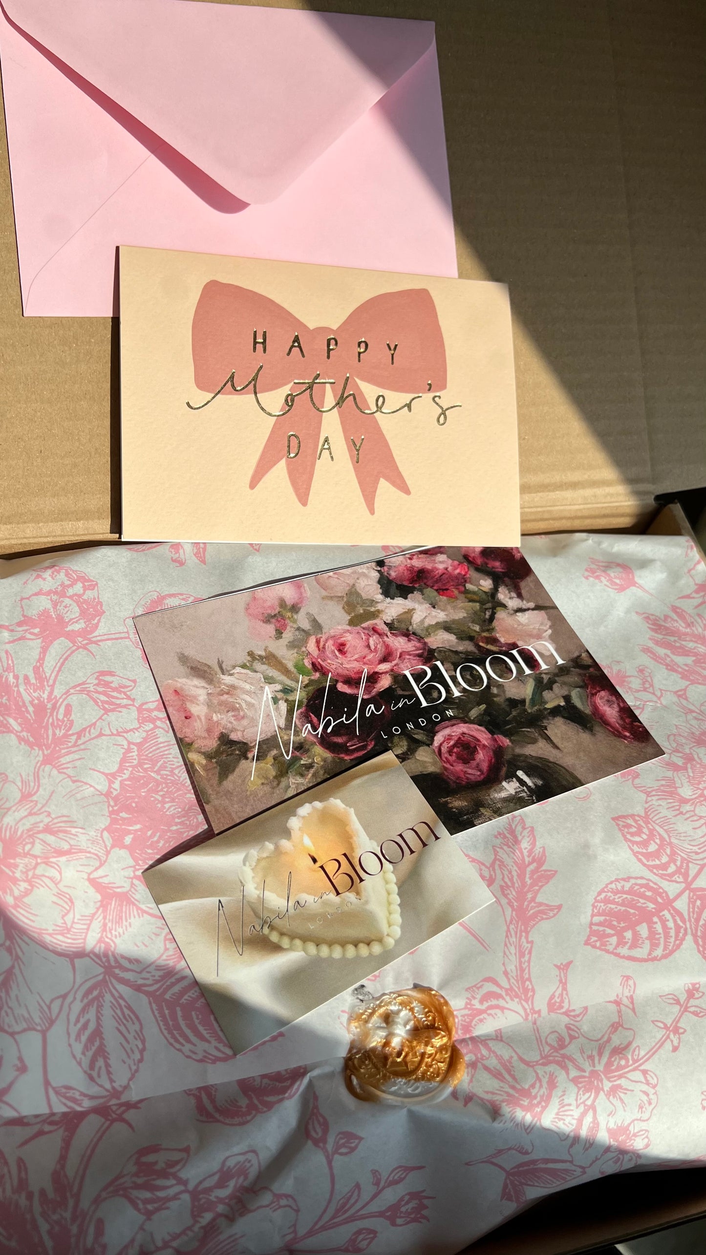 Bloom and Bows Luxury Mothers Day Gift Box