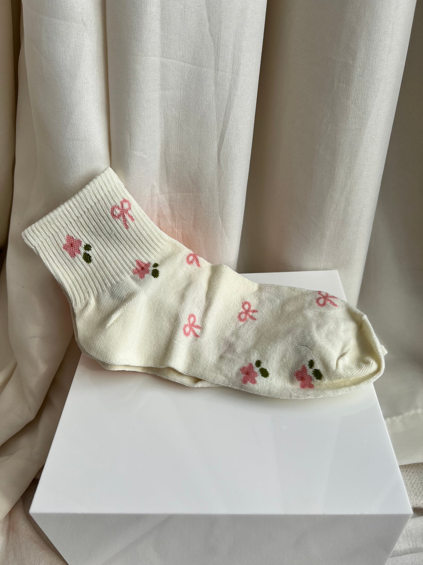 Bloom and Bows Luxury Mothers Day Gift Box